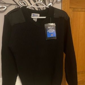 Galls Commando black V neck